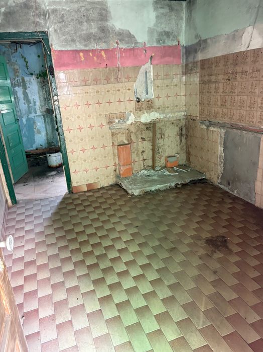 Vendo casa para restauro