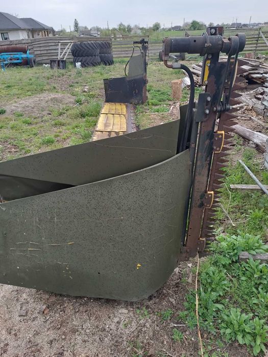 Ріпаковий стіл (ріпакова жатка) John Deere 5.4 м.