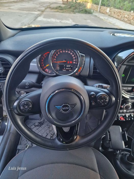 Mini Cooper 5 portas automatico