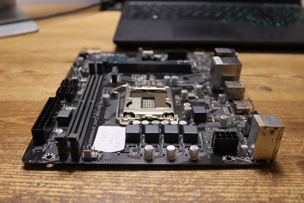 Płyta główna Micro ATX Gigabyte H510M H V2 (5151)