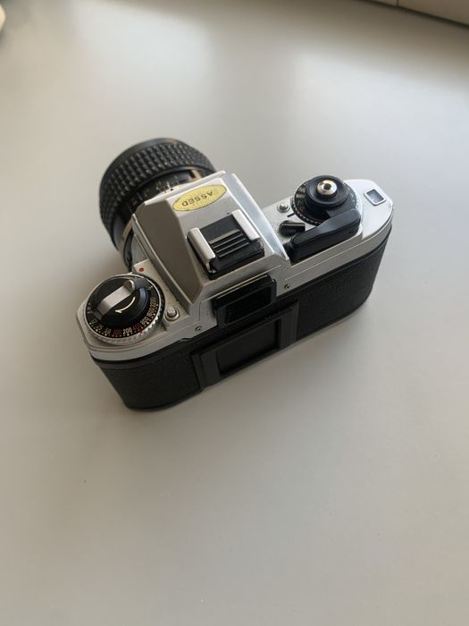 Nikon FG + lente nikon 100mm