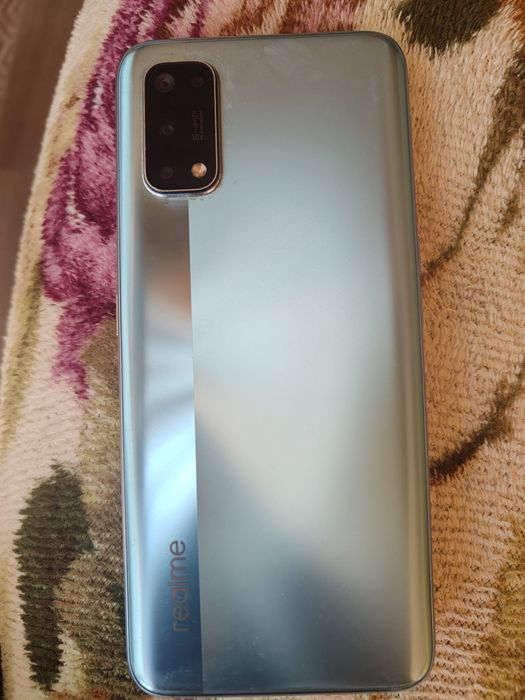 Продам срочно хороший телефон Реалми 7 про 8/128