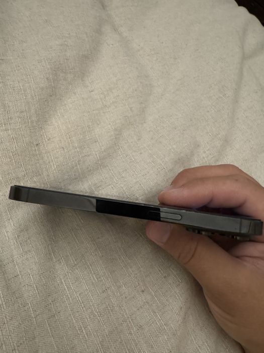 iPhone 14 Pro - BATERIA 100% - como novo