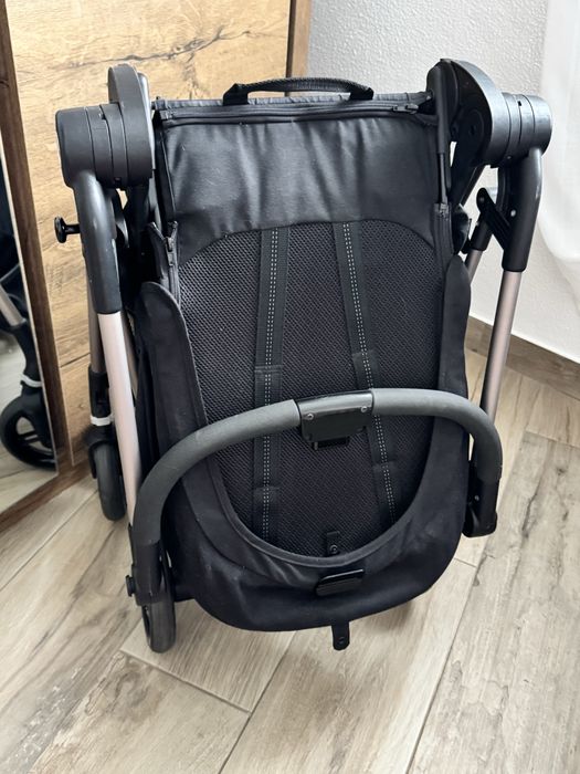 Carrinho de bebe. cybex melio com ovonho e adaptadores