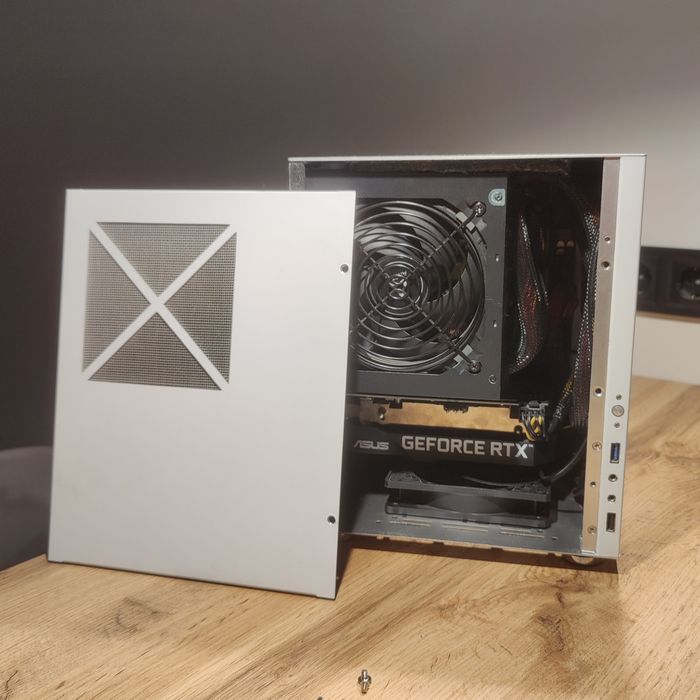 Компактний  комп'ютер RTX 3060 12gb, Xeon 2666v3 (10/20), 16gb/1Tb