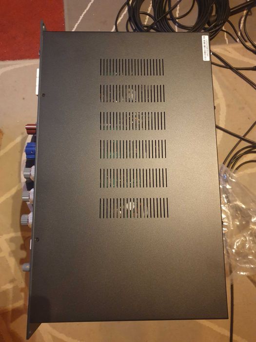 Pré amplificador de microfone Warm Audio WA273-EQ