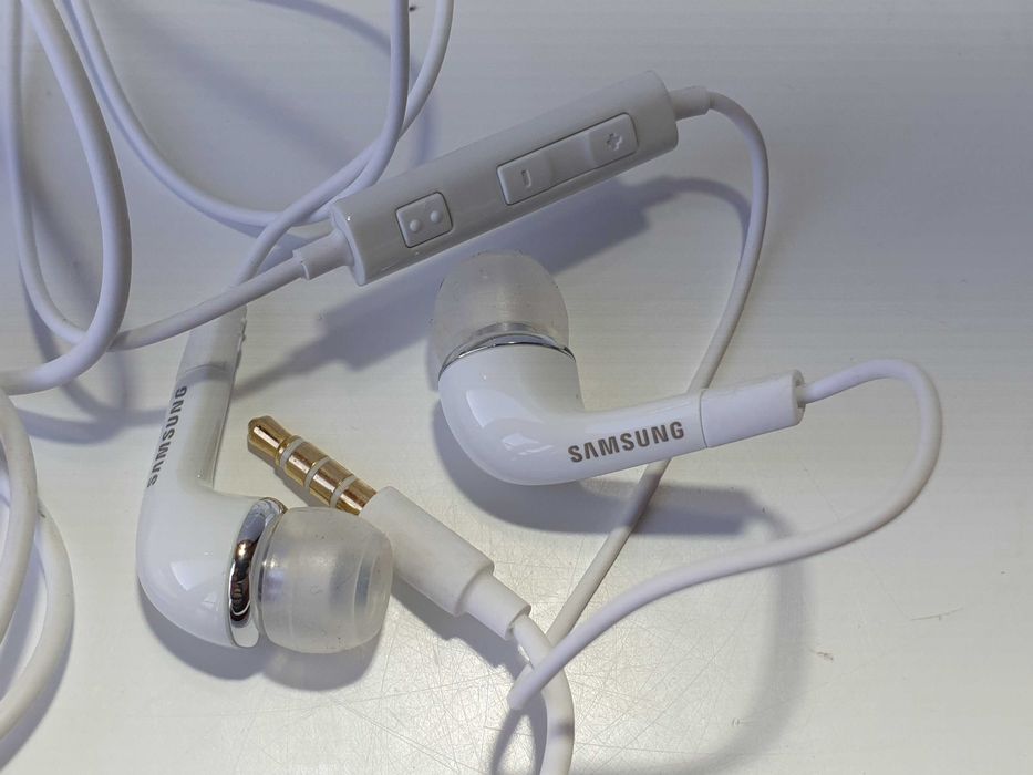 Навушники Samsung EHS64 + мікрофоном