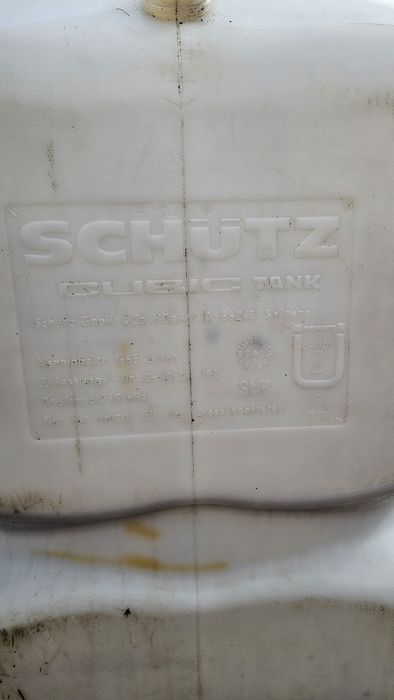 Zbiornik na olej opałowy SCHUTZ 1665l