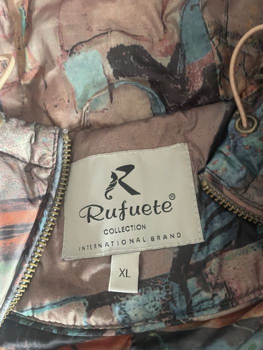 Стильний пуховик  Rufuete