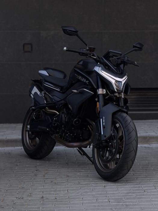CFMOTO 800 NK - Como Nova!