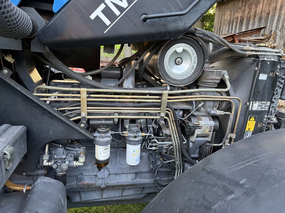 New Holland TM135 pneumatyka.