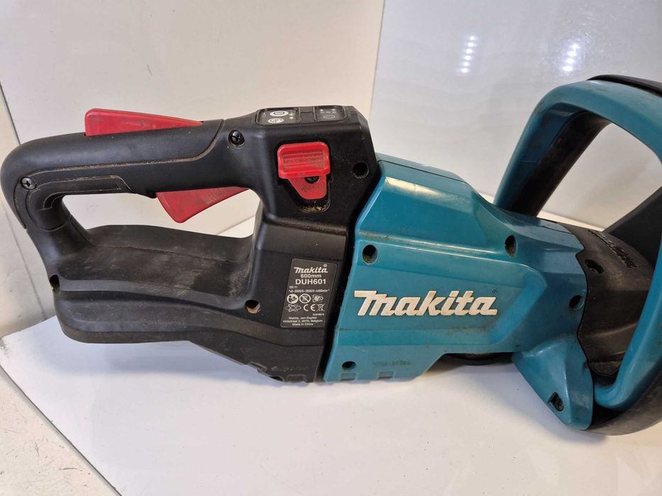 Nożyce akumulatorowe do żywopłotu Makita DUH601Z