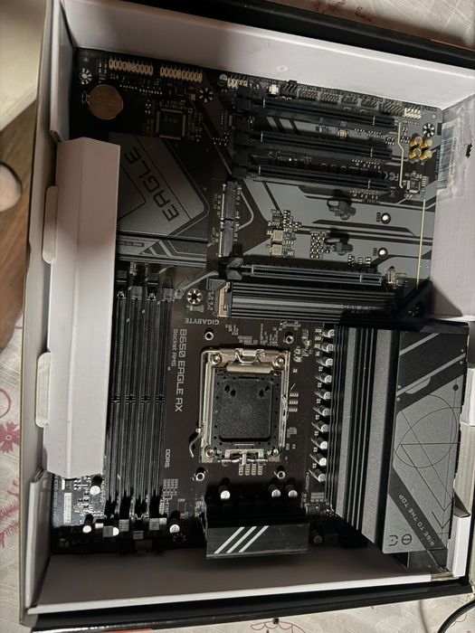 Motherboard Gigabyte B650 Eagle AX AMD AM5