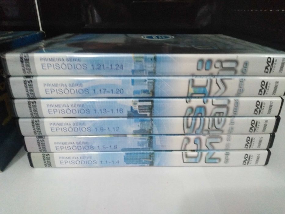 Season 6 DVDs – CSI: Las Vegas and CSI: Miami, Complete First Season.64730269122561123