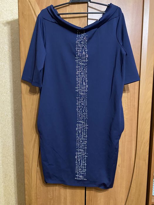 Продам нарядное платье размер 46-48