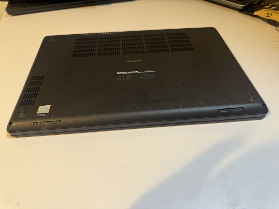 Dell Latitude 5591 15.6 HD i5 8400H 8GB/500GB SSD