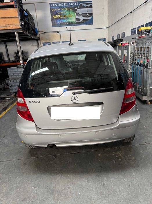 Mercedes Classe A 150 a gasolina W169 para peças