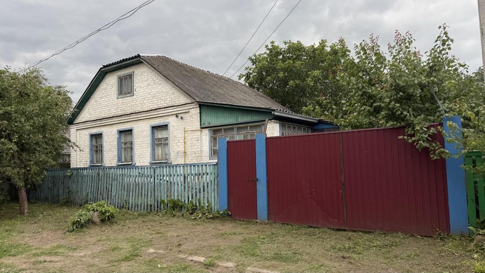 Продається будинок.Місто Мена. Чернігівська область.