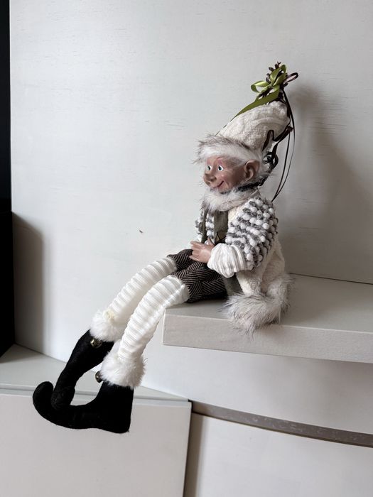 elf na pòłke świąteczny zimowy