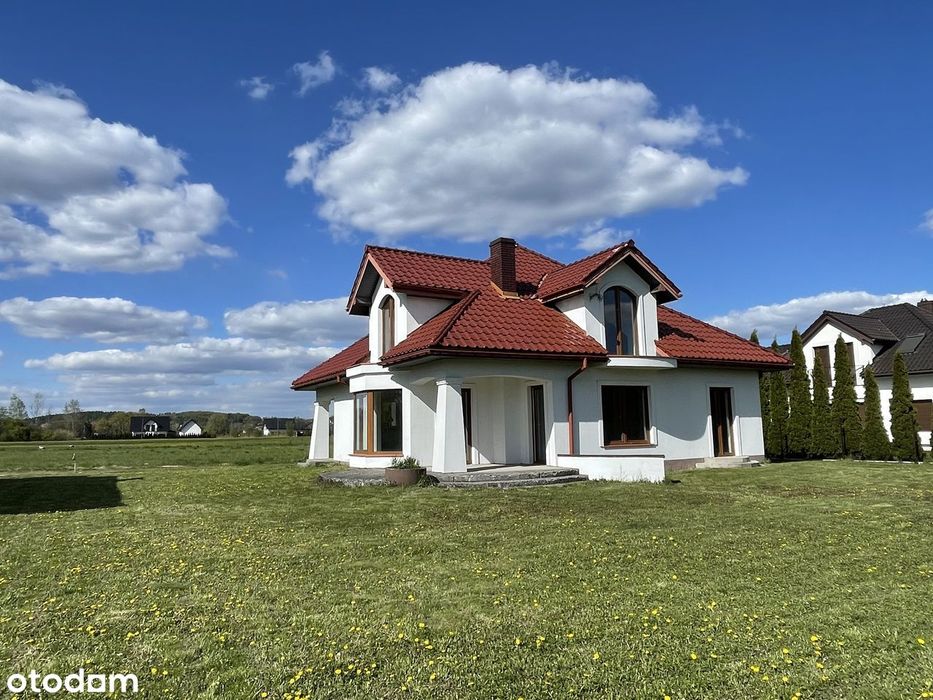 Sprzedam dom z garażem 5 km od Krakowa Wołowice,  działka 9,26 ar.