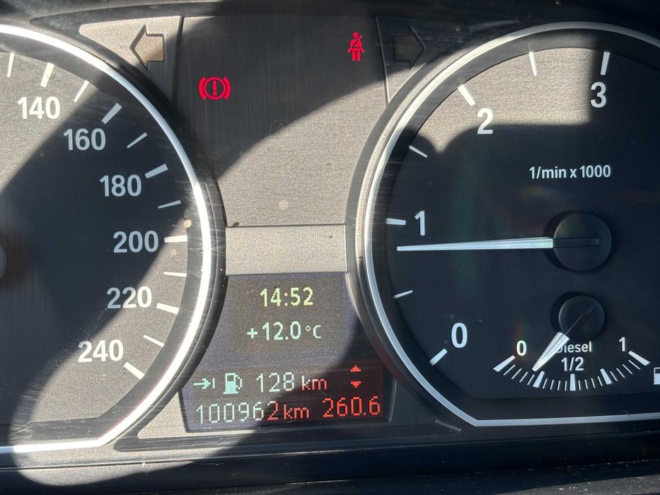 BMW  116   2.0 D     100000 Kms