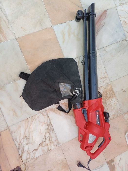 Aspirador e soprador de folhas elétrico Einhell sem uso