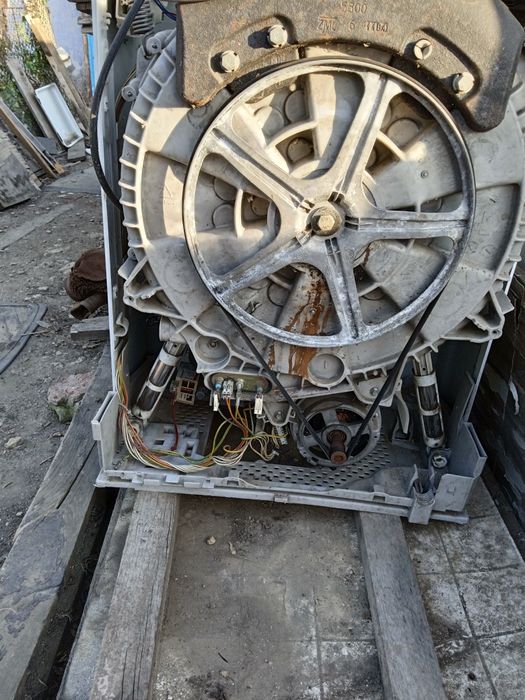 Стиральная машинка б у .