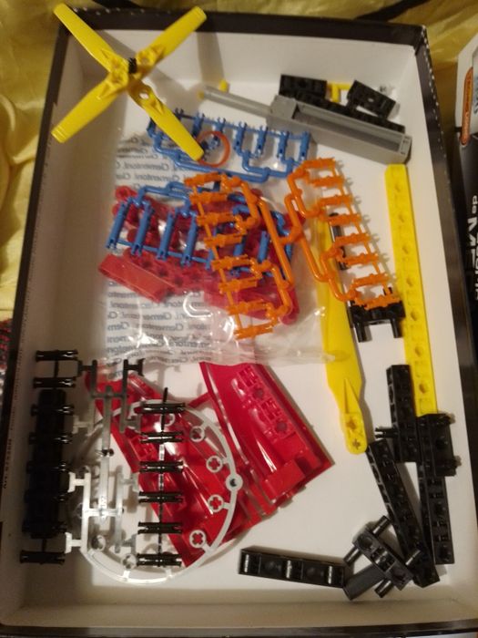 Laboratório de Mecânica-Hidroavião canadair10E-Máscara Safari3EDesde3E