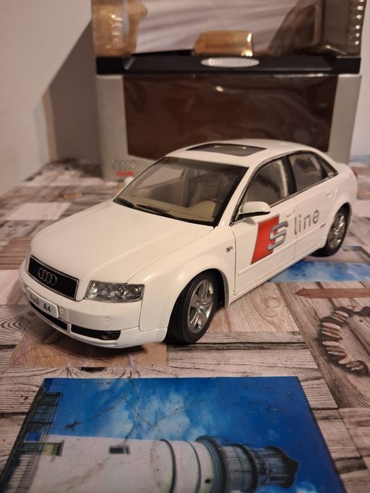 Unikat Audi A4 B6  model kolekcjonerski 1:18