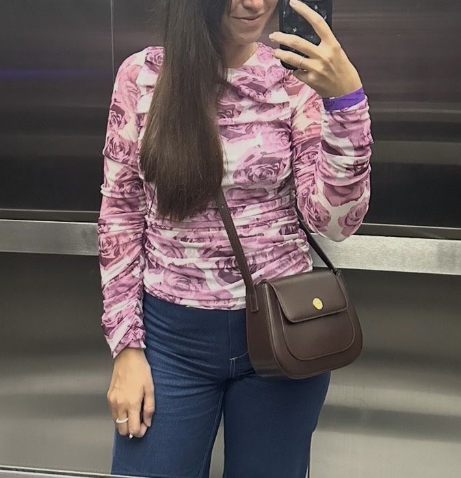 Кофта весняна рожева