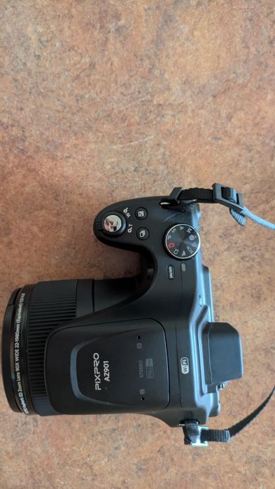 Kodak PixPro AZ901 (Zoom 90x)