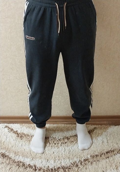 Спортивные штаны Catteelus с лампасами