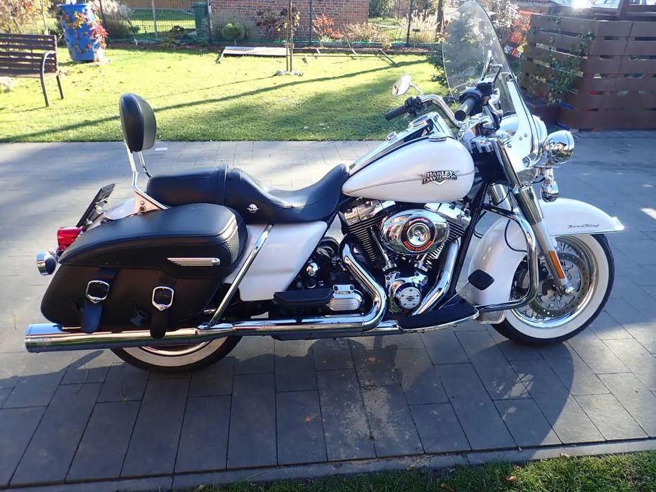 Harley-Davidson Touring Road King Harley Davidson Flhrc Road King Classic 2013