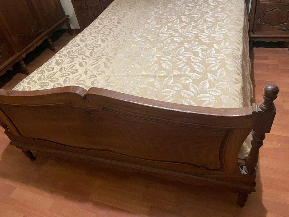 quarto completo antigo