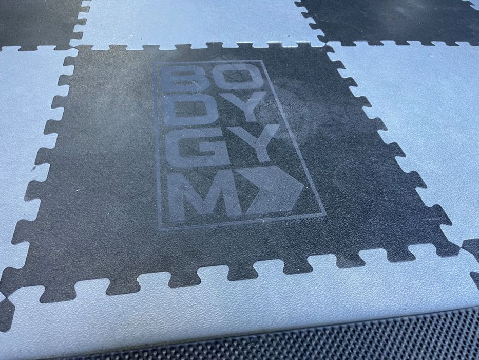 Pavimentos robustos para ginásios