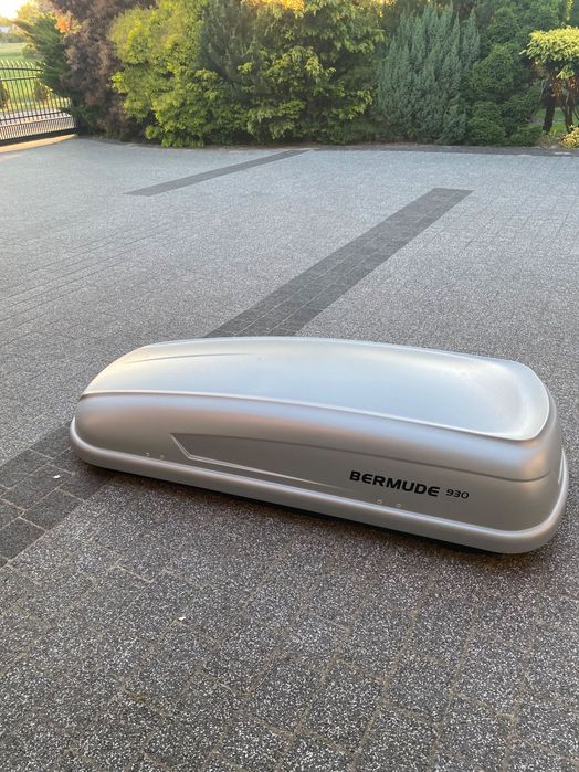 Boks dachowy Bermude 930 w stanie idealnym