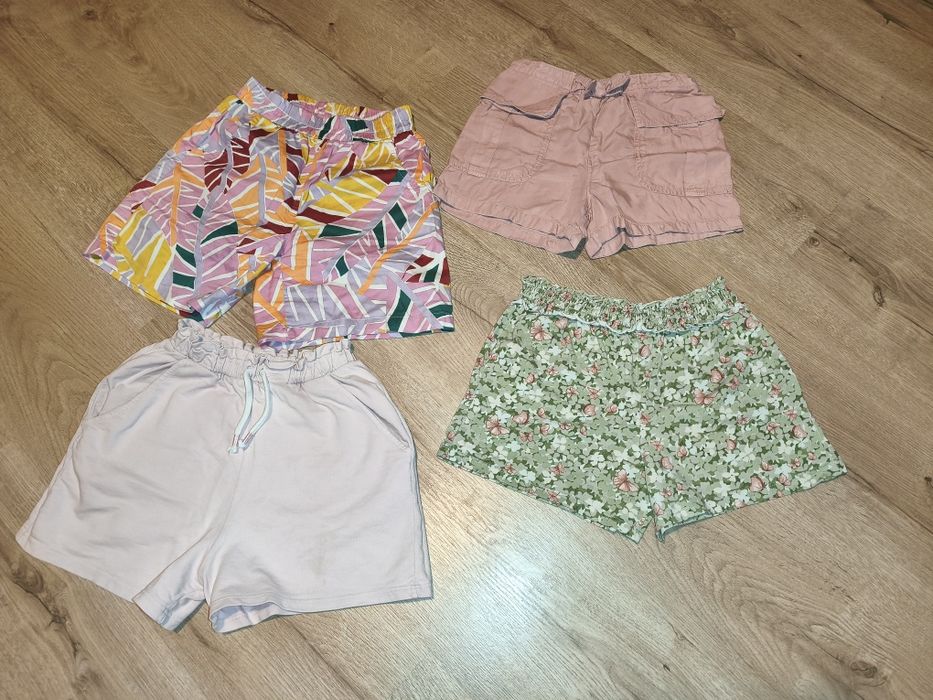 Krótkie spodenki 128-134