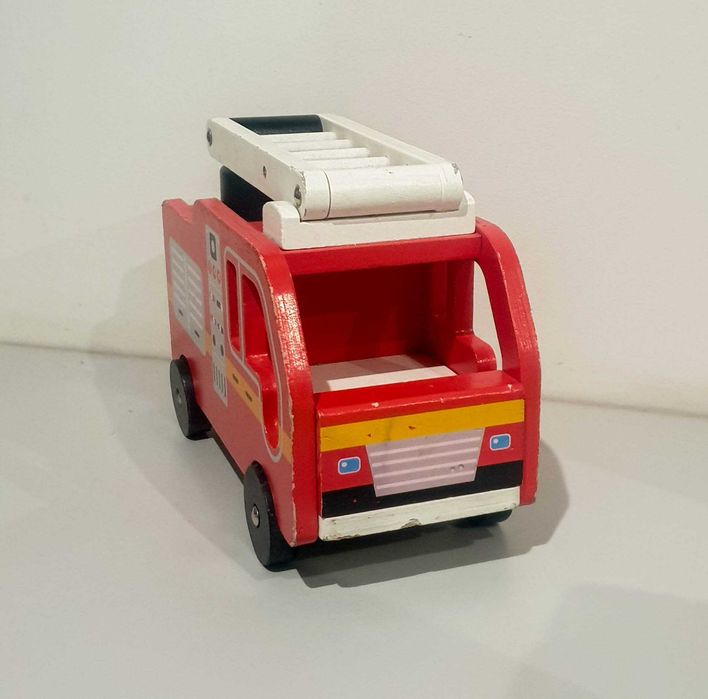 Duże Auto Straż Pożarna drewniane - używane stan bardzo dobry