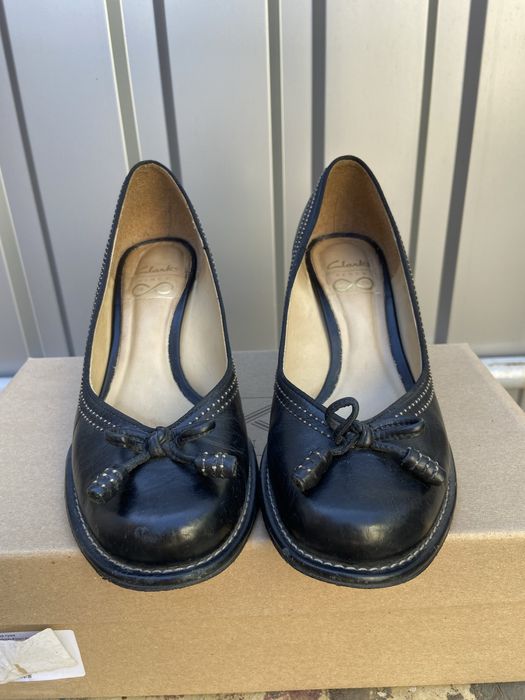 Продам туфли Clarks