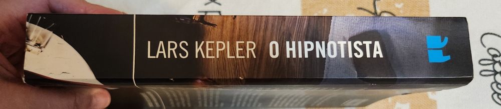 Livro de Lars Kepler