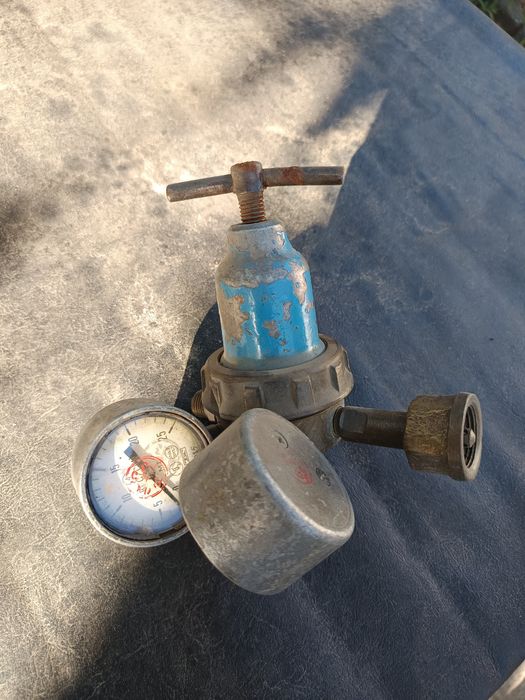 Продам редуктор на кислородный баллон