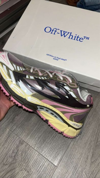 tenis off white novos
