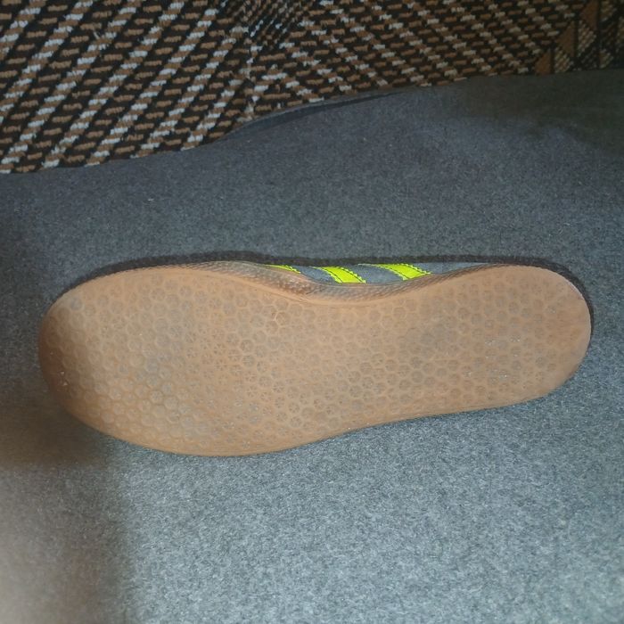 Adidas  gazelle  40р