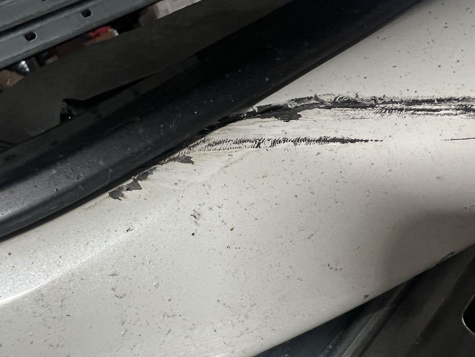 BMW G30 передні бампер 2020 рік А96 Колір