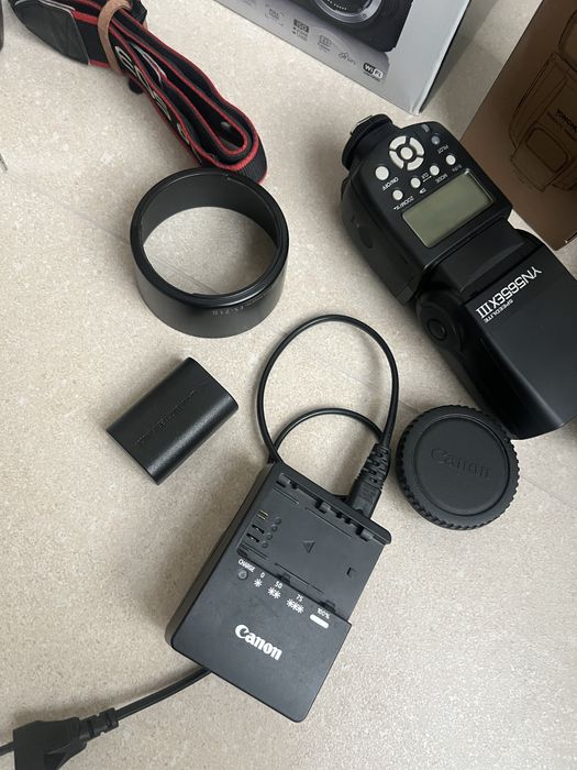 Canon 6D + 50 mm 1.4 зі спалахом та додатковмс акумом