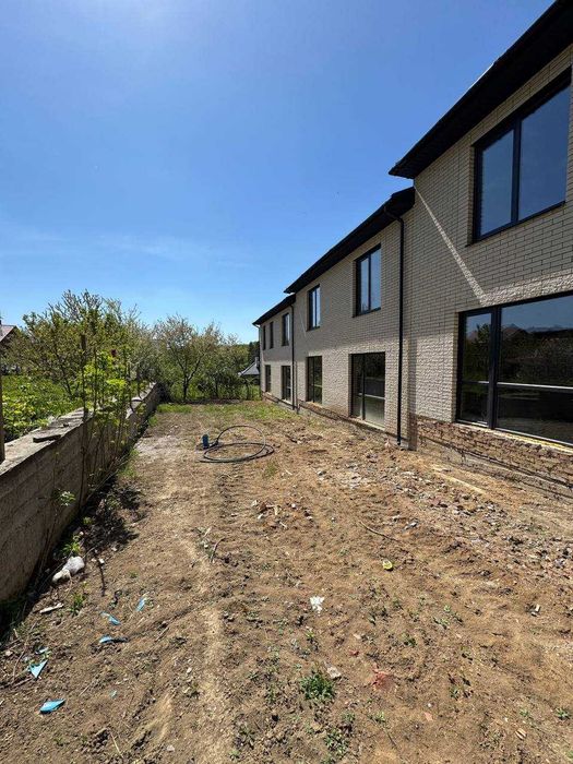 Танхаус у П'ятничанах, біля лісу!