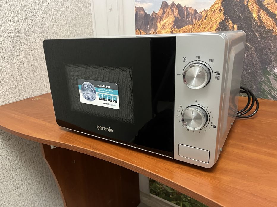 Мікрохвильовка Gorenje MO17E1S (Silver) — ідеальний стан