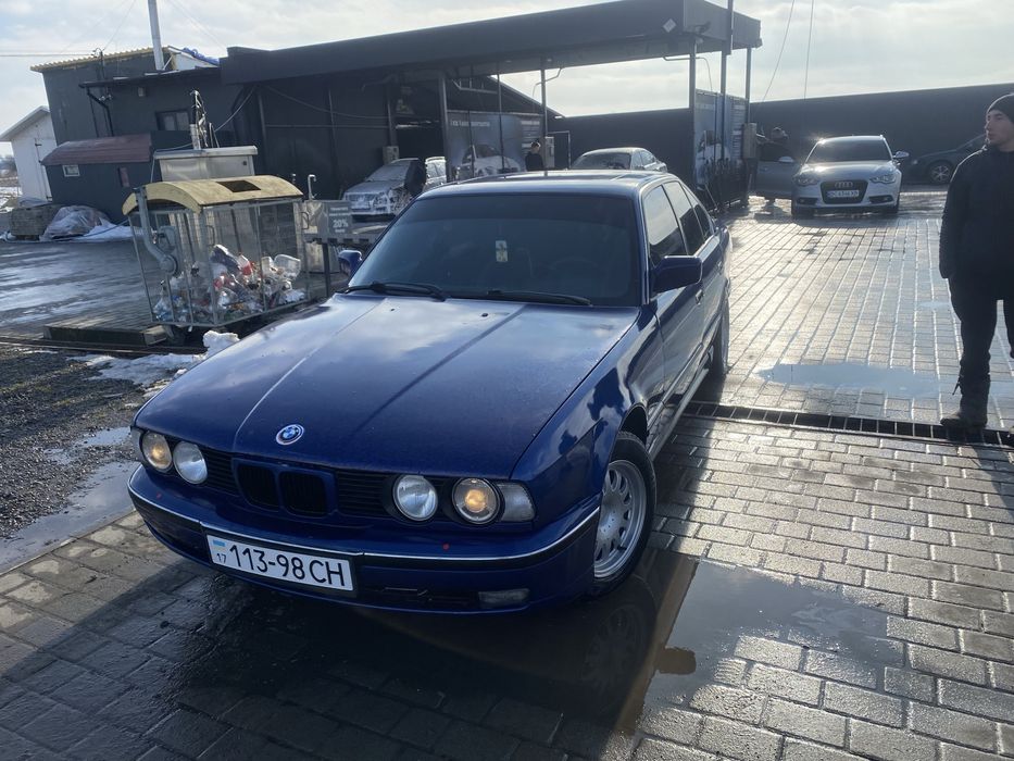 Продам бмв е 34