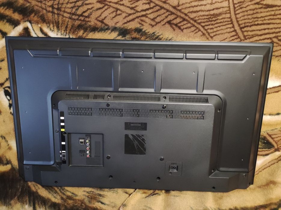 Телевизор Samsung 43" UE43J5202AU Smart tv по запчастям