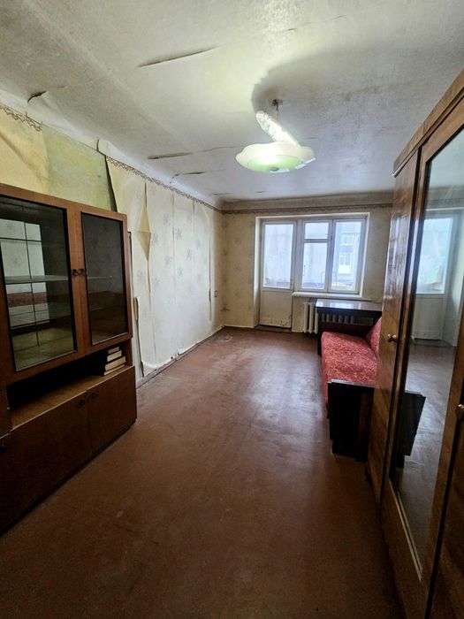 Продам трикімнатну квартиру зуп.Гетьмана Сагайдачного,вул.Європейська.